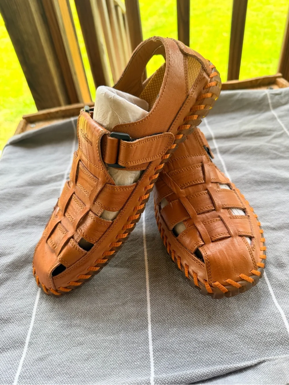Fashion Men's Leather Fisherman Sandals - Brown